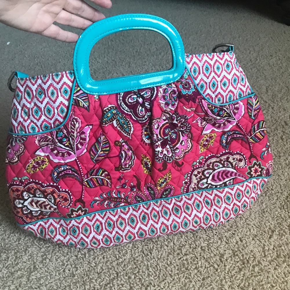 Cross body Vera Bradley style large tote